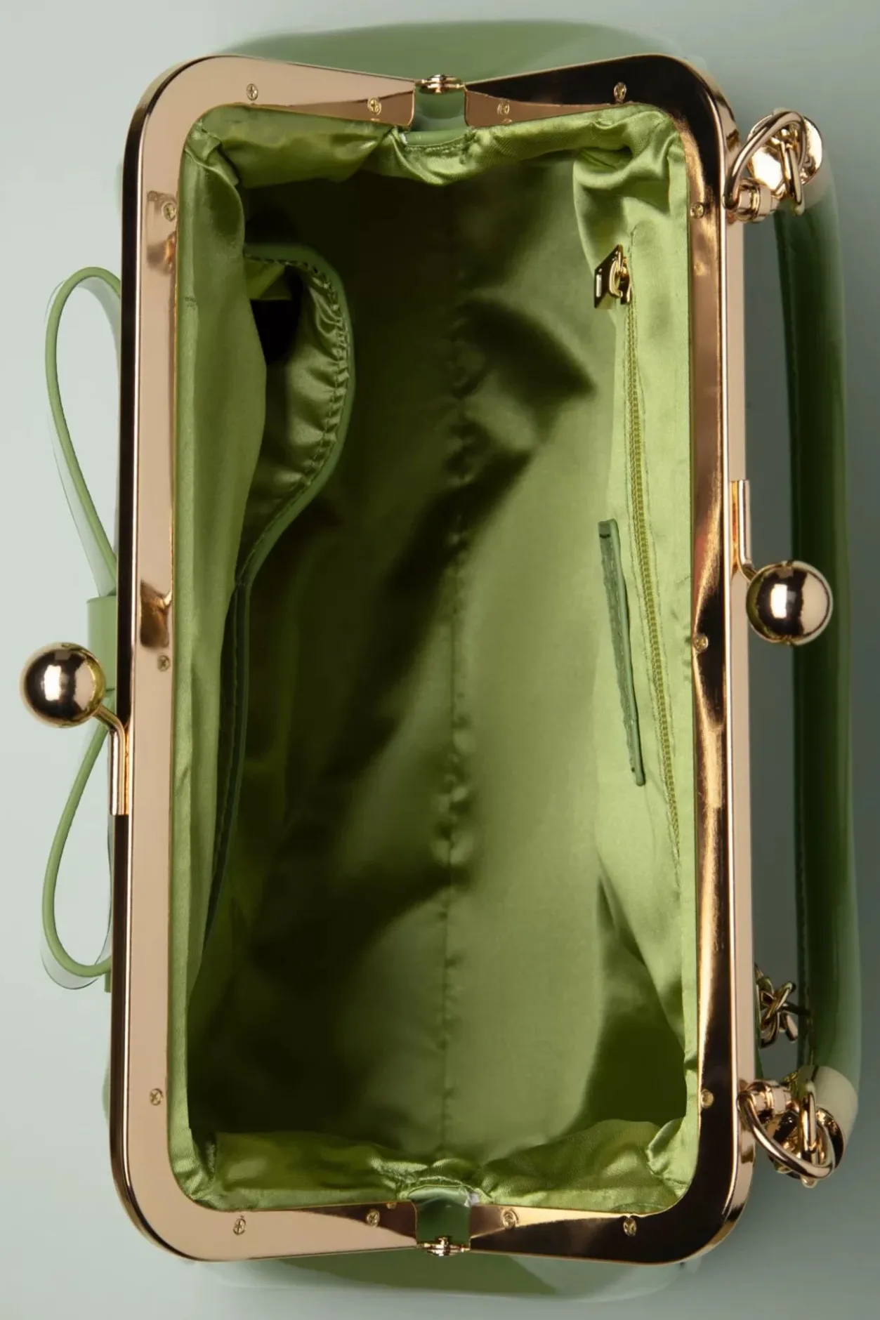 Banned Retro California Nights Lak Handtas In Bleekgroen>Vrouwen Tassen