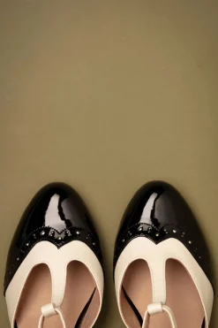 Chelsea Crew Gatsby T-Strap Pumps In Zwart En Wit><noscript><img width=