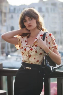 Vixen Heart Polka Dot Collared Top In Creme>Vrouwen Blouses