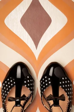 Banned Retro Kelly Lee T-Strap Pumps In Zwart><noscript><img width=