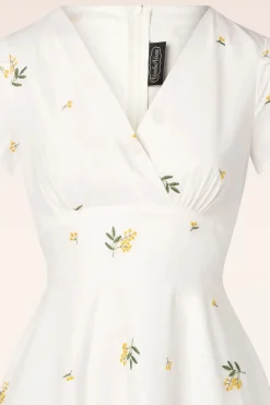 Vixen Met Bloemen Geborduurde Swingjurk In Wit><noscript><img width=