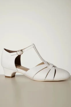 Charlie Stone Petit Montpellier T-Strap Pumps In Wit><noscript><img width=