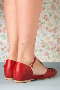 Charlie Stone Singapore T-Strap Ballerina's Flats In Rood><noscript><img width=