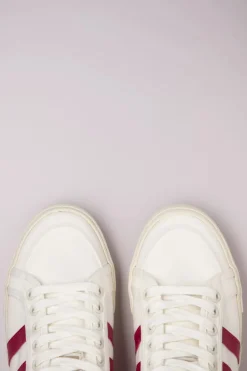 Gola Stratus Tennis Sneakers In Gebroken Wit En Bessenbrood>Vrouwen Sneakers